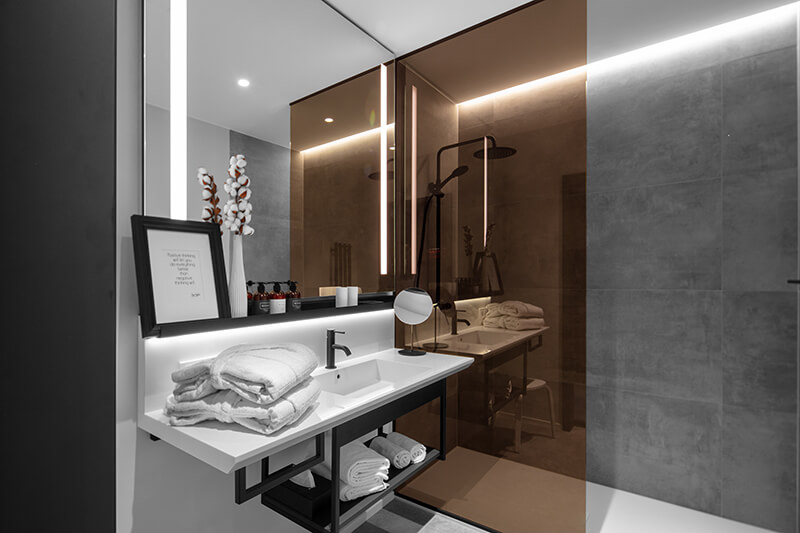 the manes hotel - family duplex suite room 3. 507-3